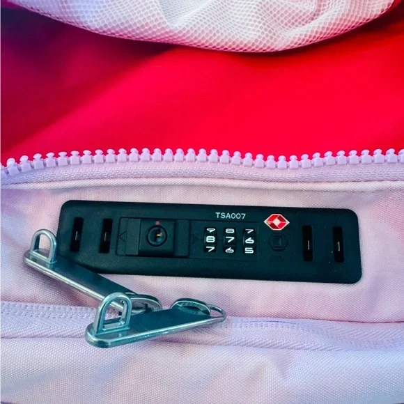 Kipling Aviana Suitcase S Travel Bag Rolling Carry-On Duffle & Luggage Lock Pink - Picture 2 of 12